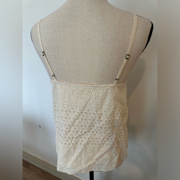 Hollister cotton crop camisole bohemian cream eyelet lace pattern SZ S NWT - Picture 2 of 5